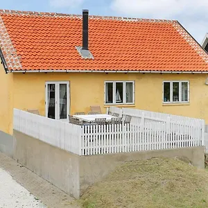 8 Person In Skagen